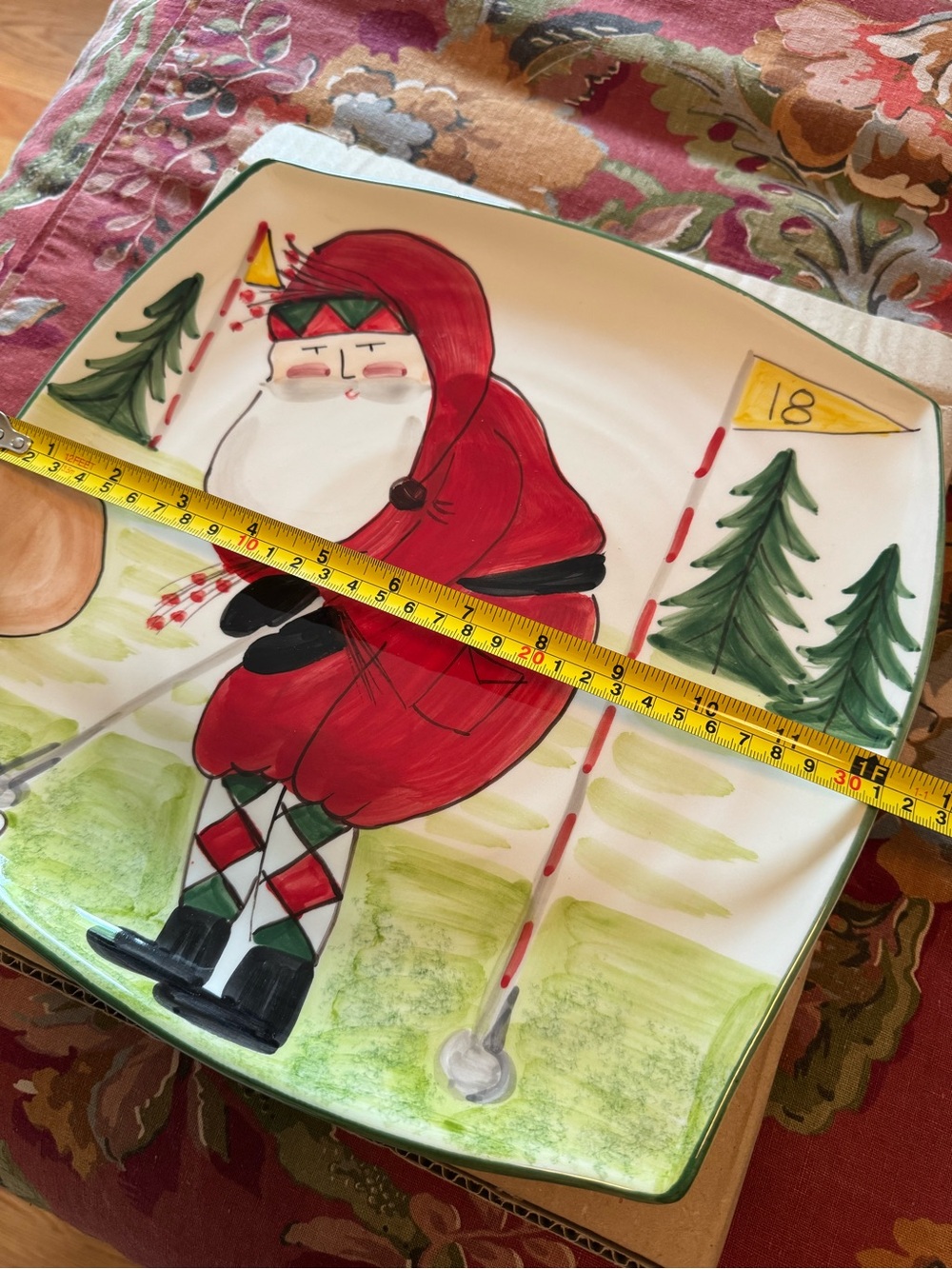 Vietri Red Santa Golfer Decorative Serving Plate - Picture 6 of 7